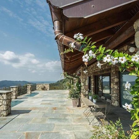 Agriturismo San Genesio Rovagnate Buitenkant foto