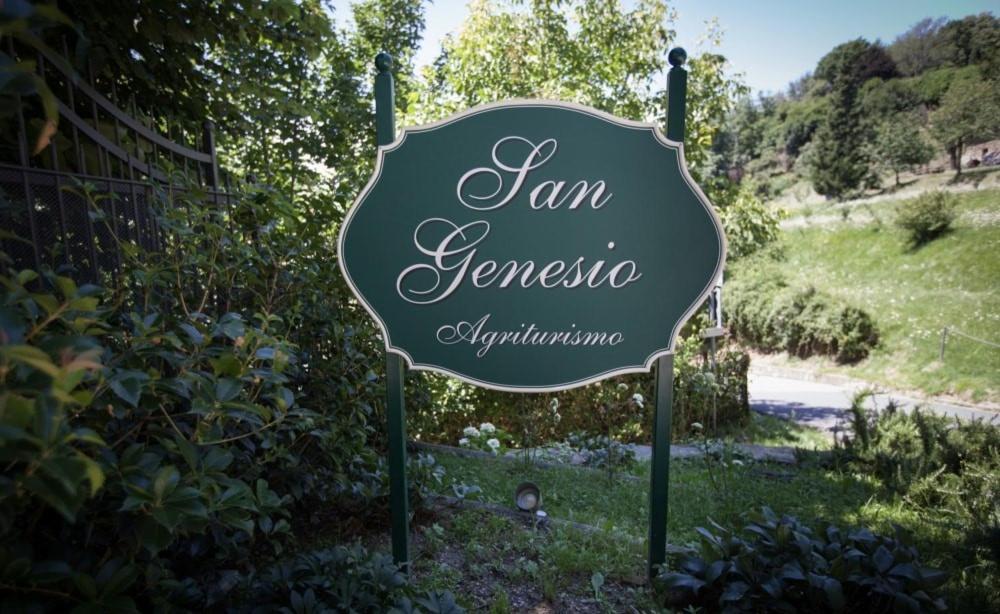 Agriturismo San Genesio Rovagnate Buitenkant foto